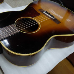 Gibson LG-2 ヘッド割れ補修